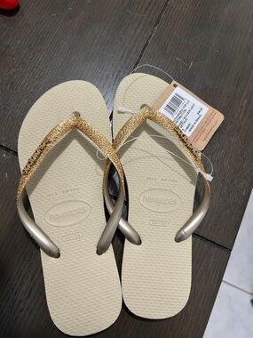 Havaianas Beige Flip Flops with Gold Glitter Straps
